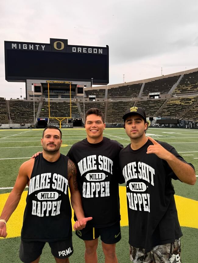 how old is nick nayersina